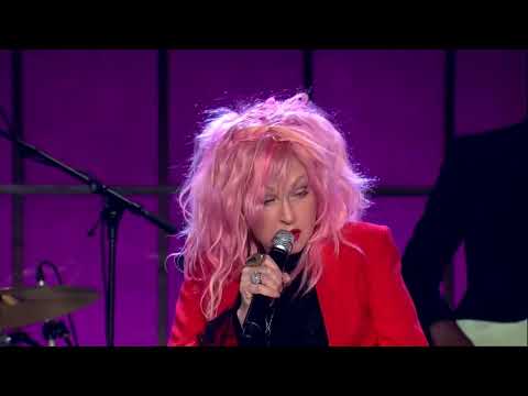 Cyndi Lauper  -  Heartaches By The Number  ( Live )