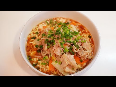 【みそラーメン】簡単＆野菜たっぷりで体も温まる最強ラーメンはコレです！