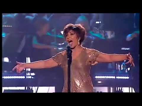 Dame Shirley Bassey - The living tree ( Royal Variety Show )