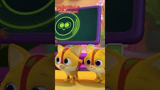 Cats can manipulate speed 😸⌚ #morphle #morphleandthemagicpets | Available on Disney+ and Disney Jr