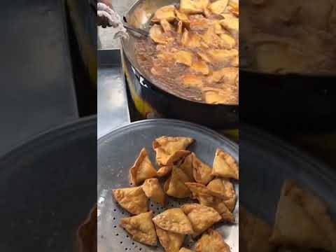 Street Food Around the World 🔥 samosas