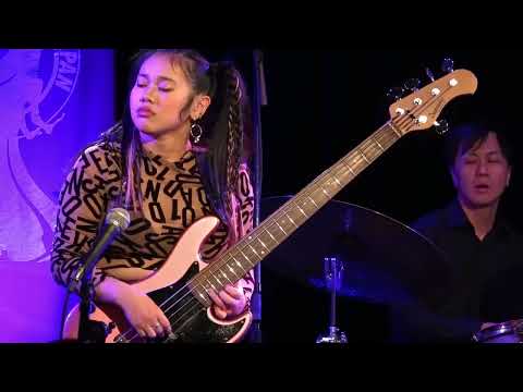 You make me feel  -  Juna Serita (live at Blues Alley Japan)