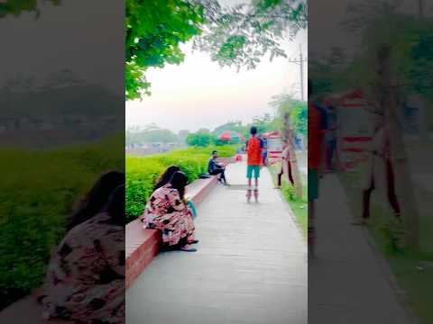 skating lover #1000subscriber @anahita5 #skater #trending #skating #shorts #youtubeshorts #fyp #1k