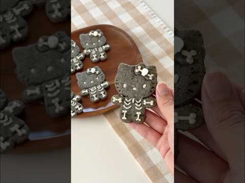 Making Hello Kitty Skeleton Cookies ☠️