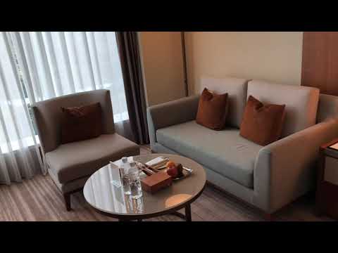 萬豪旅享家白金卡尊貴會員Marriott Bonvoy Platinum Elite Status  台北六福萬怡酒店COURTYARD TAIPEI / 2020住宿體驗 豪華客房