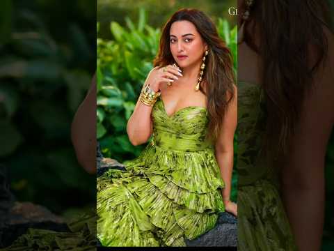 sonakshi Sinha looks and style #bollywood #fashion #sona #actress #designerdresses