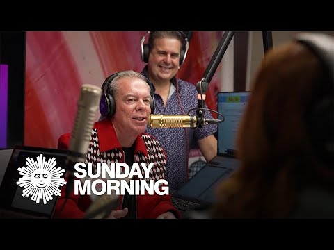 Elvis Duran on the magic of radio