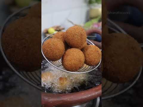 Crispy Raw Banana Balls 😋#shorts #bharathicooks