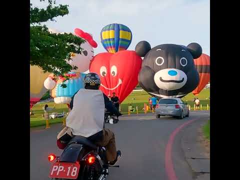 Taiwan International Balloon Festival with my sportster #taiwan #bikers #harleydavidson