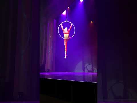 #shorts Royal Caribbean - Duo Quintessence - Aerialist & Acrobat Show