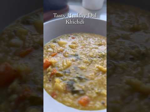 #tastyhealthy #dalkhichdi 🍚🥕🥔🫛#recipes #youtubeshorts