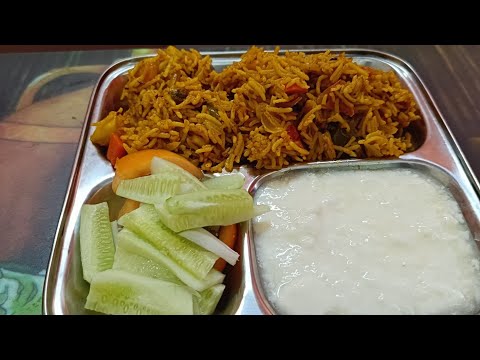 AAJ LUNCH ME BANAI BACCHO KI FAVOURITE VEG.BIRYANI 😋😋