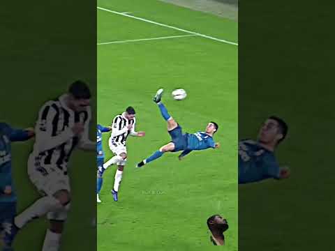 Cristiano Ronaldo's Iconic Bicycle Kick vs Juventus! 🚀🔥  Must-Watch Short #shorts #ronaldo #football