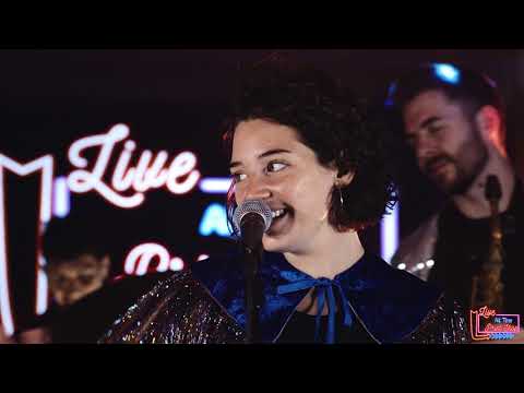 Sammy Rae & the Friends - "Everybody Wants to Rule the World" (Live at the Print Shop)