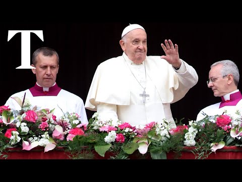 LIVE: Pope delivers Christmas Day speech at the Vatican