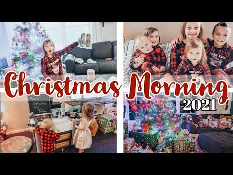 CHRISTMAS MORNING 2021 // Opening Presents Christmas Day! // Big Family Gifts & Traditions