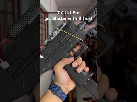 Zy Uzi Pro Gel ablaster with Bifrost