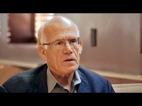 Victor Davis Hanson on citizenship in 2022