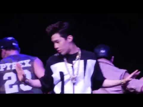 [HD Fancam] 140517 Henry - Trap [Singapore E-Awards 2014]