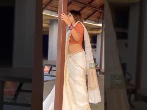 AADHYA PRASAD NAVEL SHOW SAREE 🤤 | SLOW MOTION 😋 | #navel #actresshotdress #navelamrit