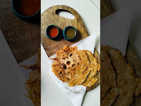 Pyaz k Parathe || Paratha recipe 😍 #pyazparatha #ytshorts #viralvideo