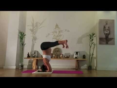 Pregnancy Yoga ~ Śīrṣāsana~month 8 of pregnancy ~עמידת ראש בחודש שמיני