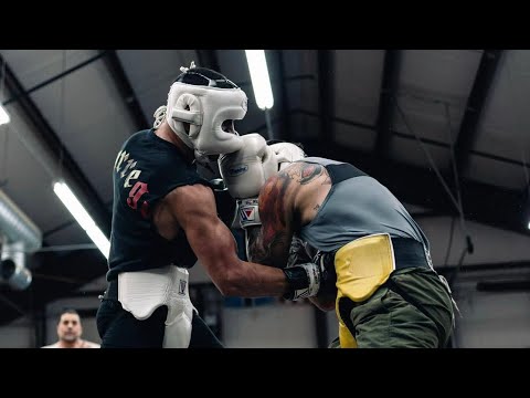 Edgar Berlanga gets KNOCKDOWN in Sparring • Canelo Alvarez opponent dropped by Lubin