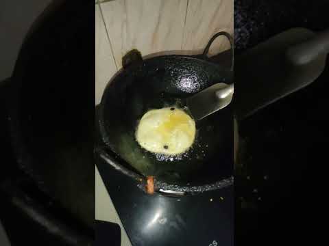 শাশুড়ি মা এর হাতে লুচি আর আলু দম।।। #food #shortsvideo #shortvideo #viral #foodie #recipe