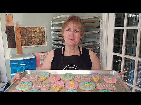 How LONG did that take?  Actual time required to decorate these Sweet One 1st Birthday Cookies.