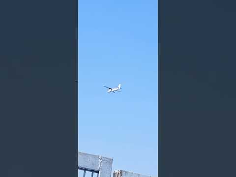 😲😵‍💫🛩Aeroplane Kitne Close #aeroplane