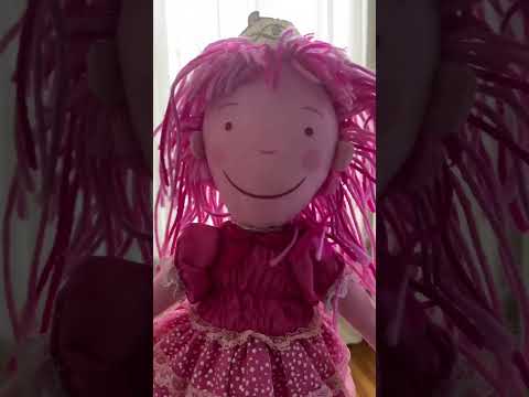 PINKALICIOUS is Excited to Teach You LITTLE MISS MUFFET #nurseryrhymes #funforkids #buildyourbrain