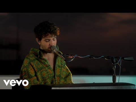 Duncan Laurence - Arcade (Live from the Capitol Records Rooftop)