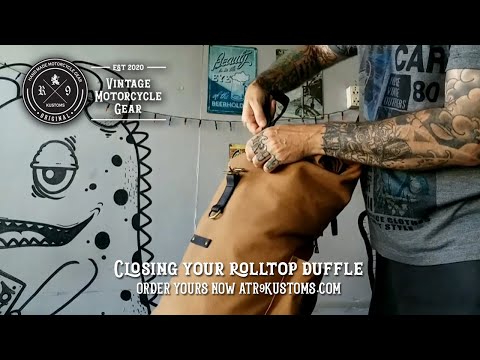 Effectively closing your Sissy Bar Duffle Bag | R9Kustoms