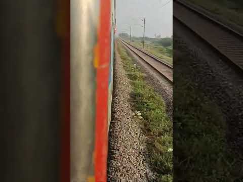 Mumbai Express Running in Full Speed Near Tirunelveli #shortsvideo #travel