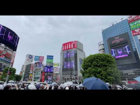 渋谷の交差点をGalaxy×BTS Experienceがサプライズジャック！Galaxy×BTS jacked the scramble crossing in Shibuya,Tokyo.