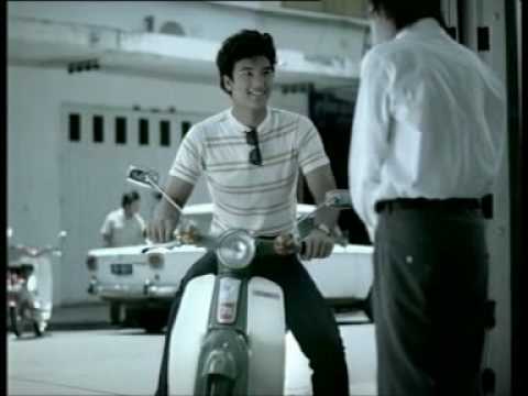 "Big Family" (a 2005 Thai Honda advertisement)