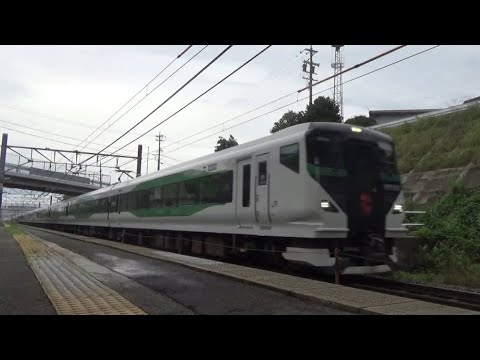 臨時あずさ86号　みどり湖駅通過