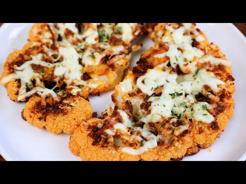 Cauliflower Steaks in the Oven! Super easy and delicious cauliflower recipe