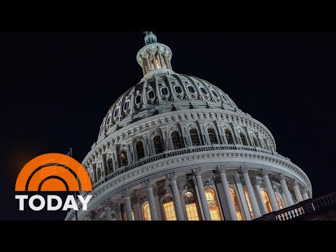 Lawmakers pass bill to avoid a government shutdown