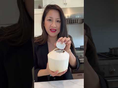 COCONUT HACK ✨Part 2: How To Open Coconut #foodhacks #coconut #tipsandtricks #cookingtips