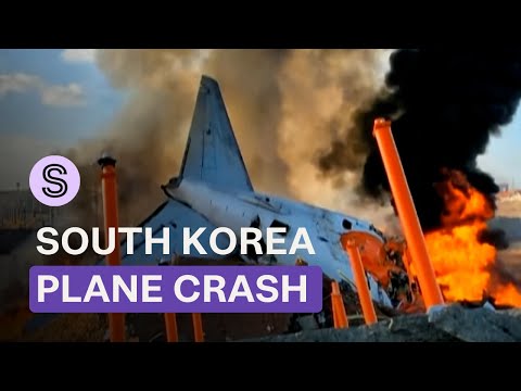 Slim hope for survivors after plane crashes at South Korea airport | Stuff.co.nz