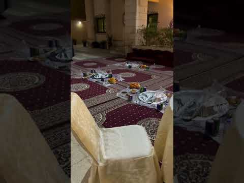 Iftar party in #Makkah #shortvideo #ytshort #saudiarabia #shorts #ramadan2024