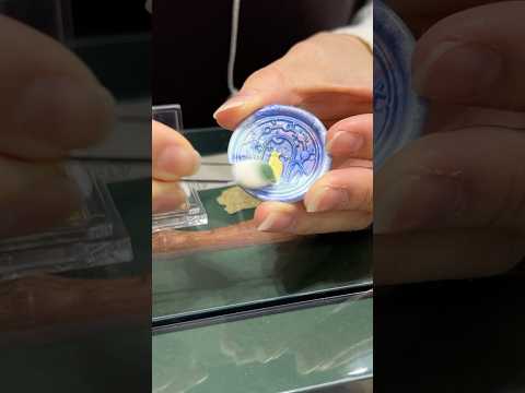 [Bungu Joshi-haku 2024] Further decorate the sealing stamp. A demonstration of sealing stamp glit...