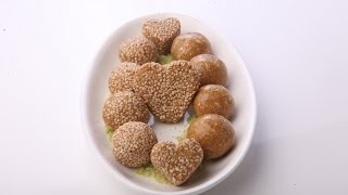 SESAME SEED AND PEANUT LADDU