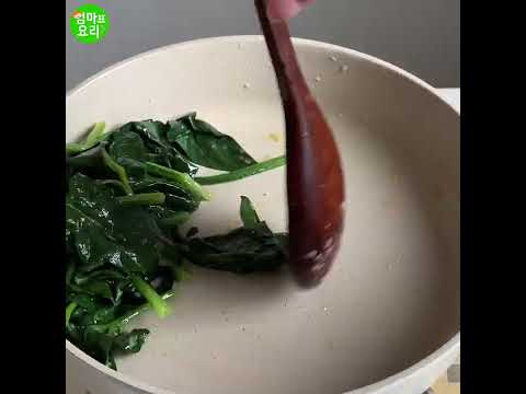 덮밥 레시피♥엄마표요리[시금치계란덮밥] / Mom's Cooking[Rice With Spinach And Eggs]