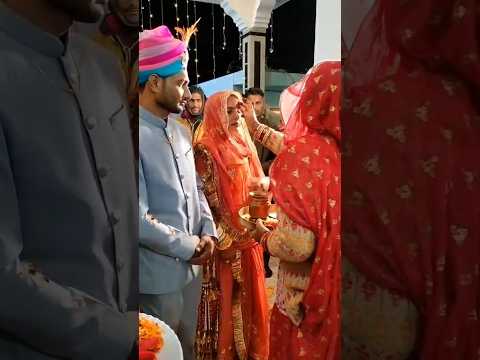 Jija and jijosa welcome ❤️#rajputiwedding#wedding#damad#banna#baisa#trending#ytshorts#banni#viral