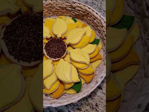 The BIGGEST sunflower sugar cookies you've ever seen! 😲#shorts #food