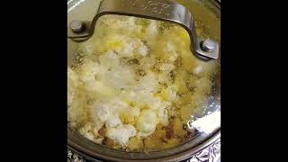 Popcorn in pan