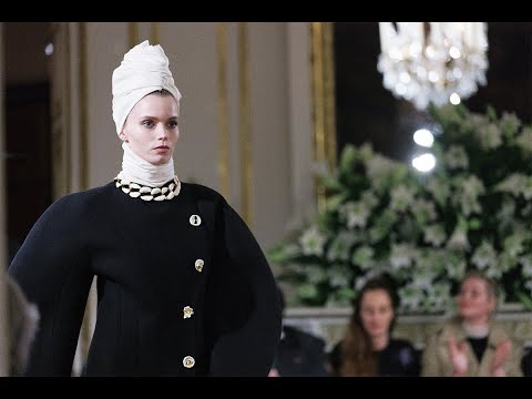 SCHIAPARELLI FALL-WINTER 2023/2024 READY-TO-WEAR