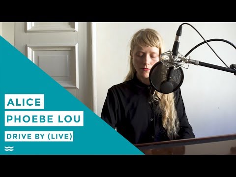 Alice Phoebe Lou - Drive By (Live Acoustic Session) | OFFSHORE